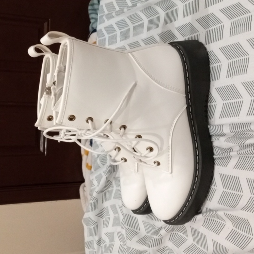 Combat boots - Picture 4 of 6
